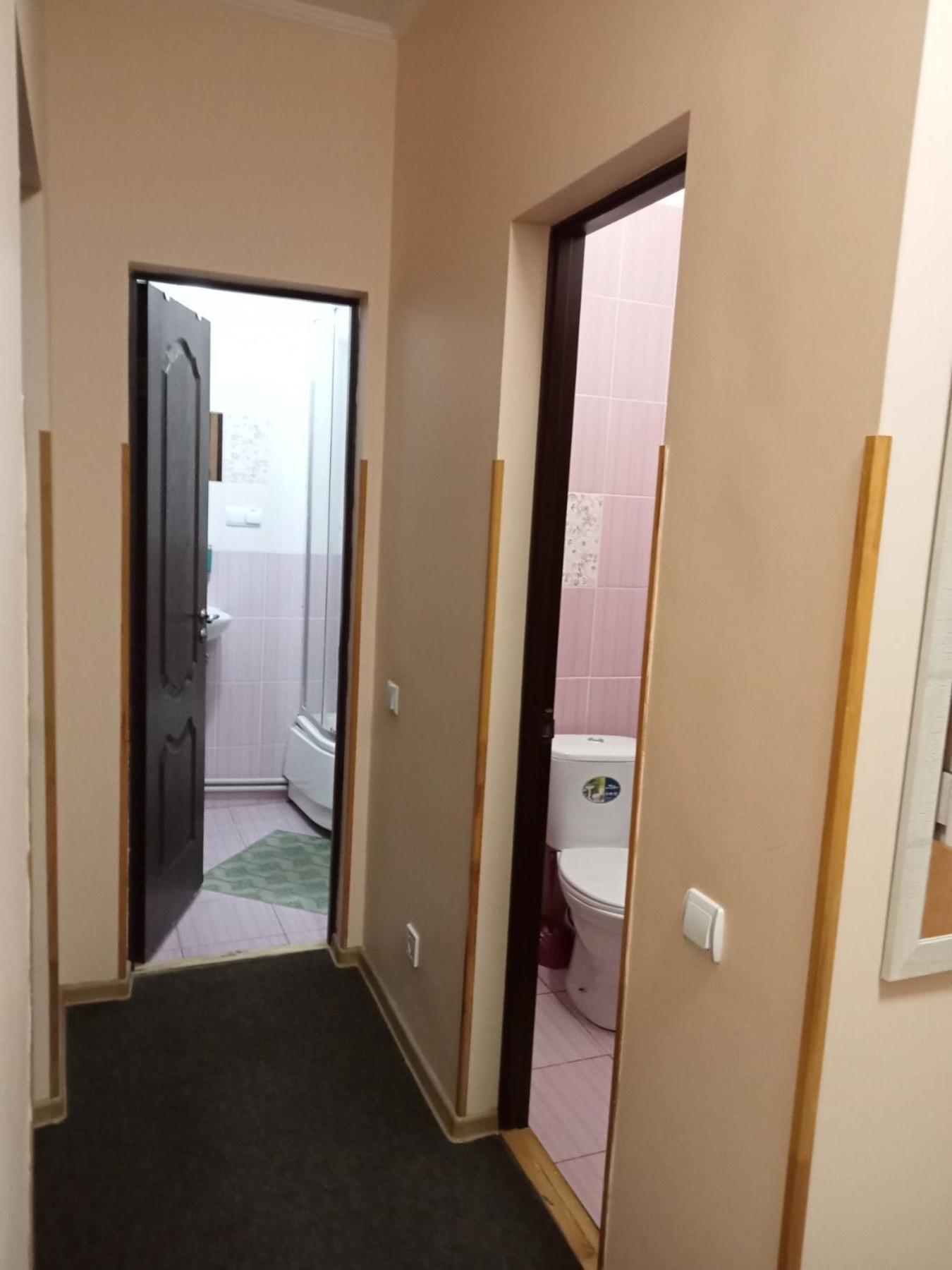 Hostel Iskra Lviv Exterior photo