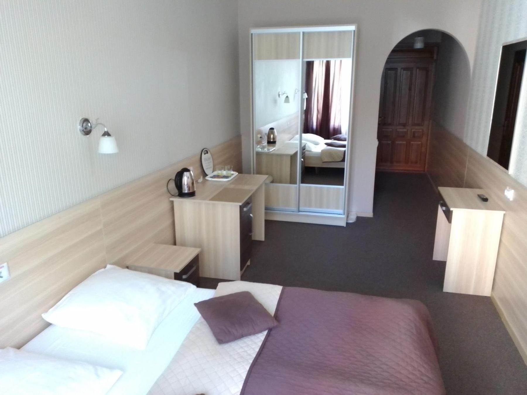 Hostel Iskra Lviv Exterior photo